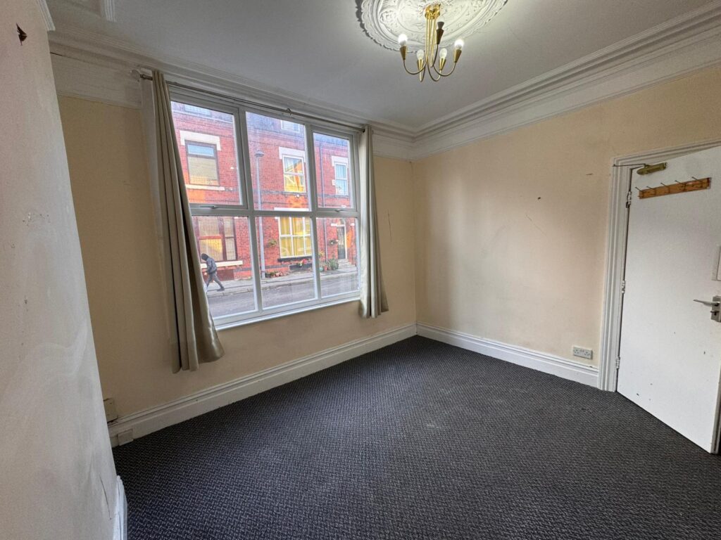 Cliff Avenue - Radcliffe - Greater Manchester - 