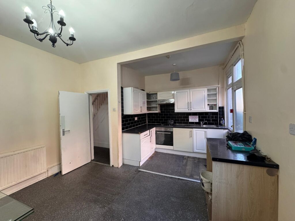 Cliff Avenue - Radcliffe - Greater Manchester - 