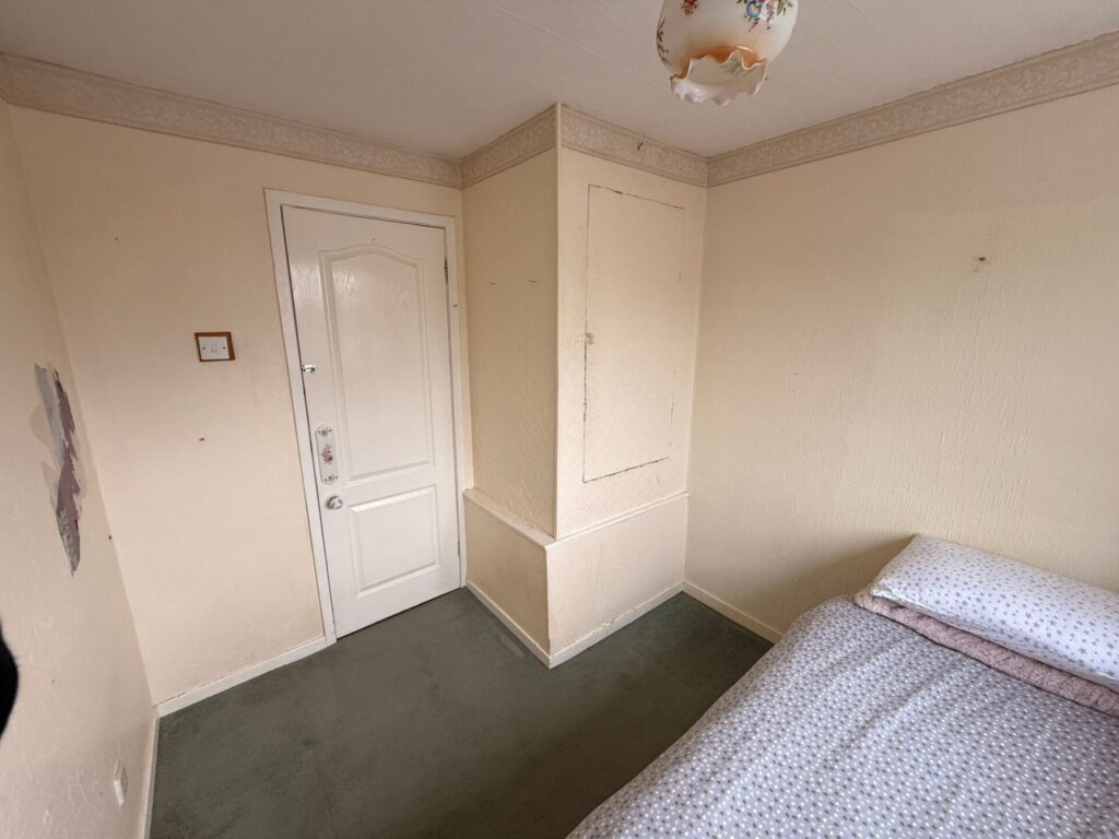 Beech Grove Close - Bury  BL9