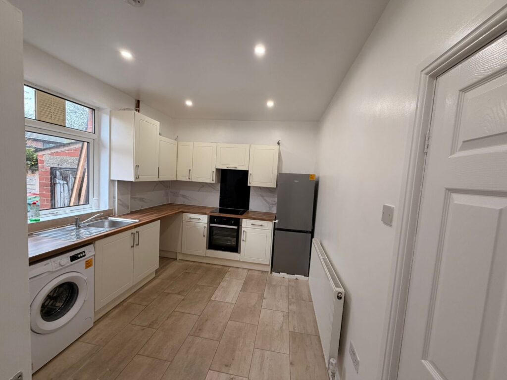 Whitehead Crescent - Radcliffe - Greater Manchester - M26