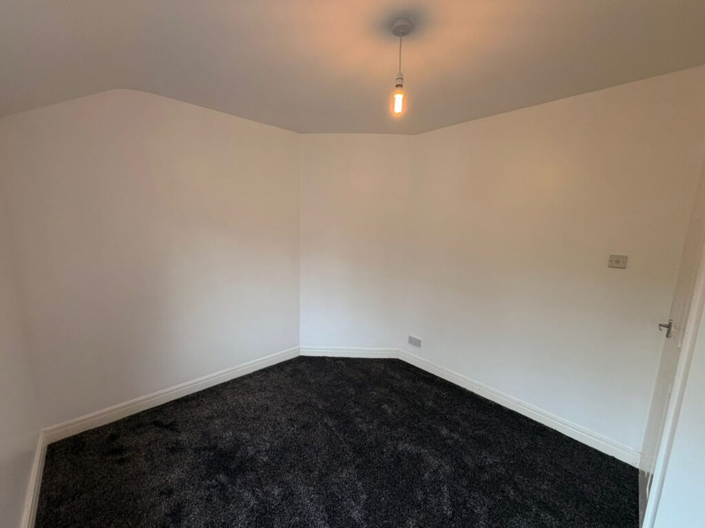 Whitehead Crescent - Radcliffe - Greater Manchester - M26