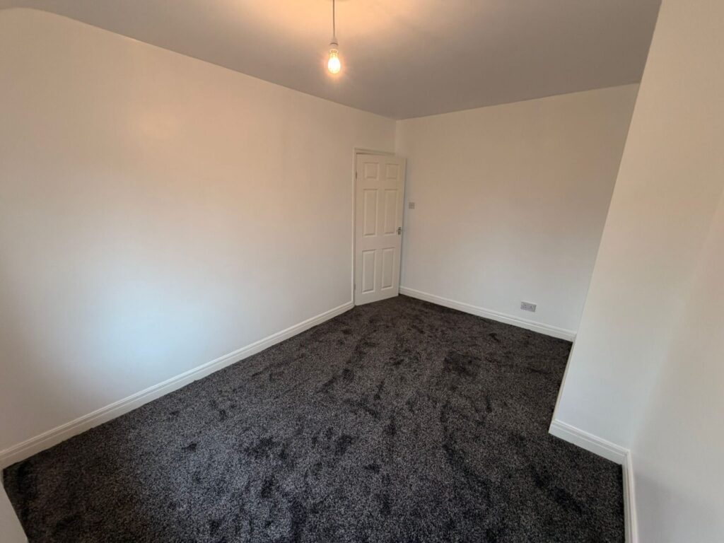 Whitehead Crescent - Radcliffe - Greater Manchester - M26