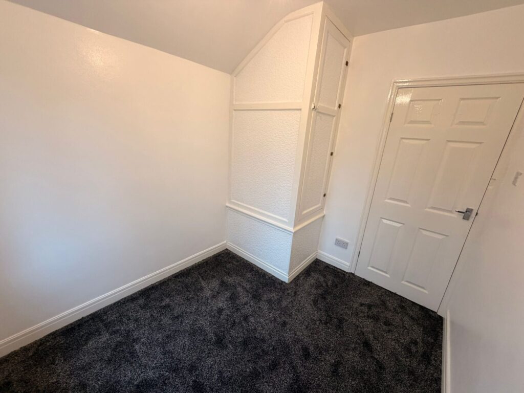 Whitehead Crescent - Radcliffe - Greater Manchester - M26