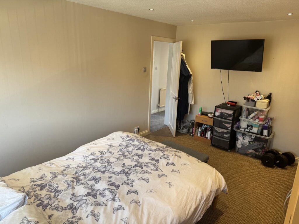 Rochford Avenue - Whitefield  - Greater Manchester - M45