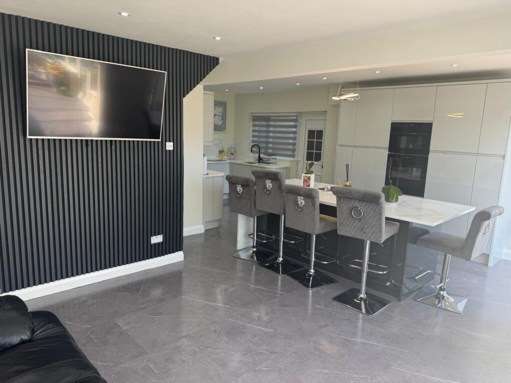 Rochford Avenue - Whitefield  - Greater Manchester - M45