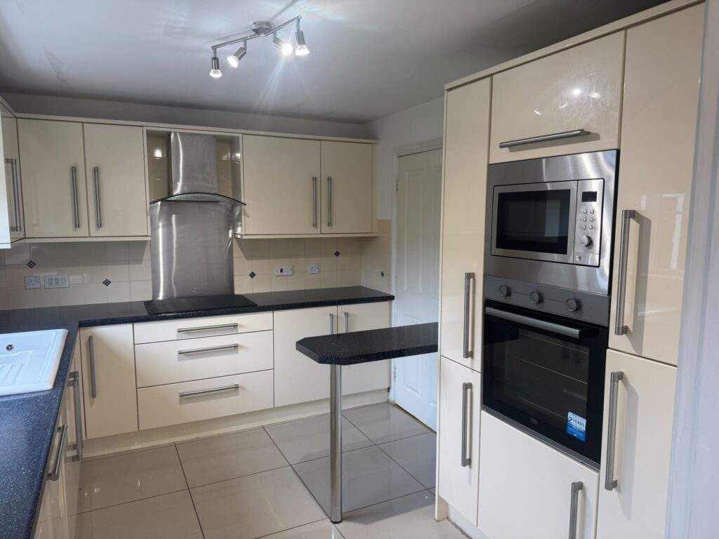 Ardenfield Close - Radcliffe - Greater Manchester - M26